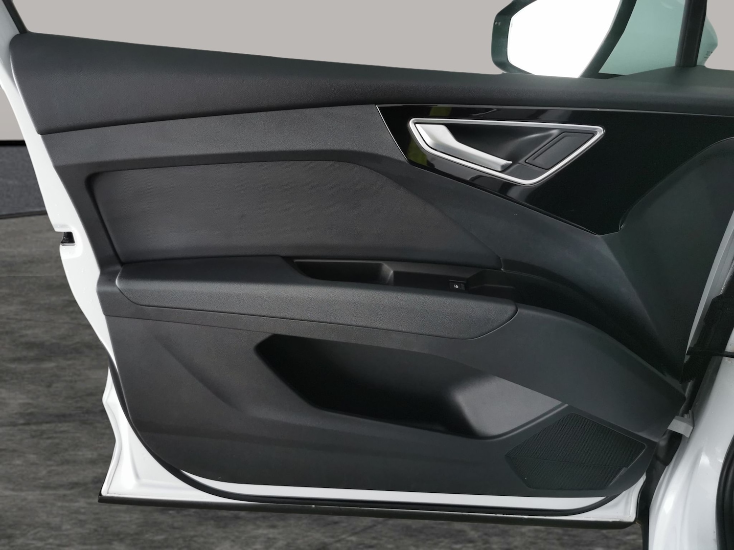 Used Audi Q4 e-tron 2023 for sale - 77635668: Photo 28