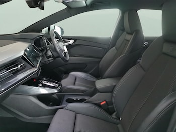 Used Audi Q4 e-tron 2023 for sale - 77635668: Photo