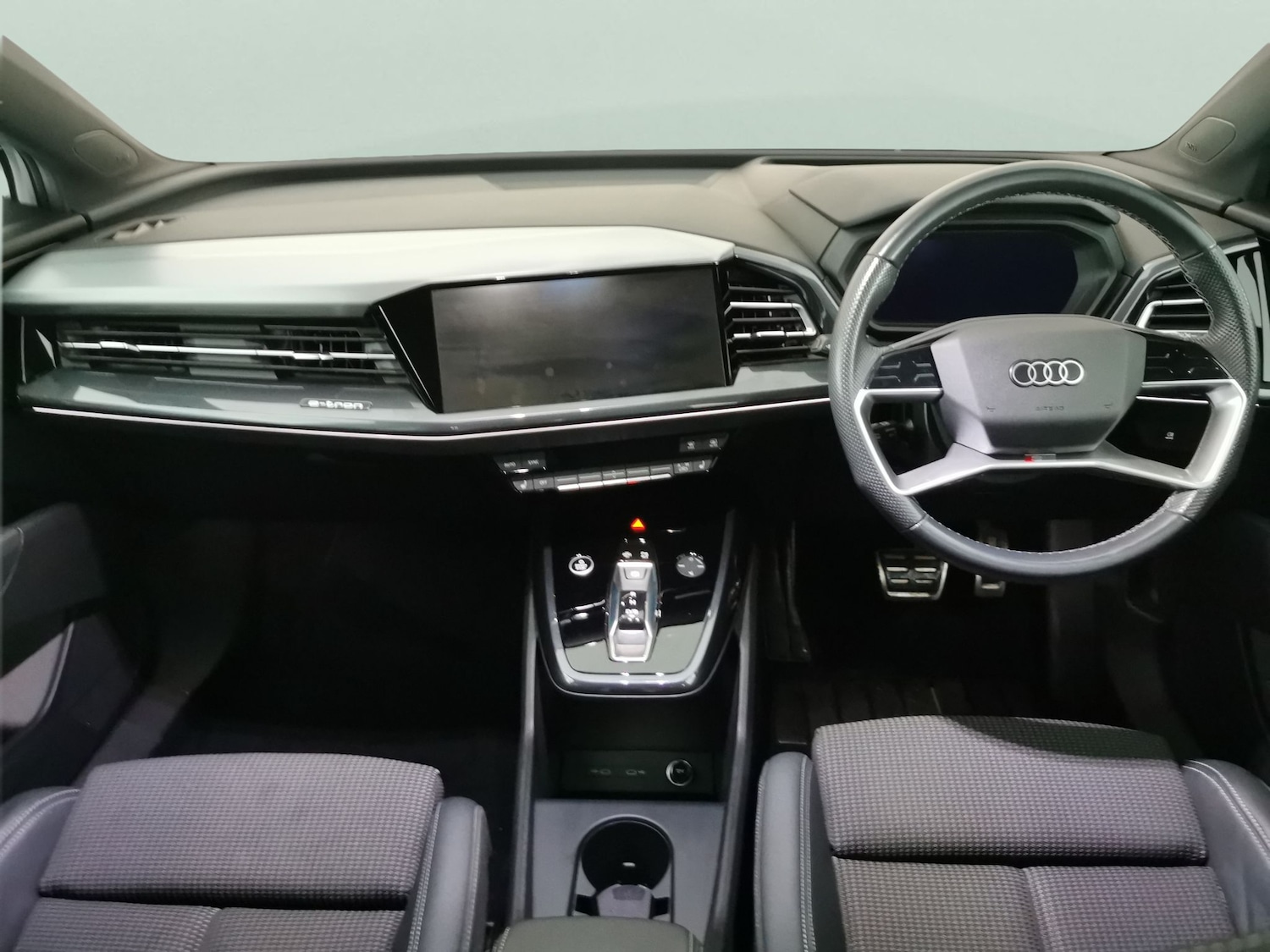 Used Audi Q4 e-tron 2023 for sale - 77635668: Photo 7