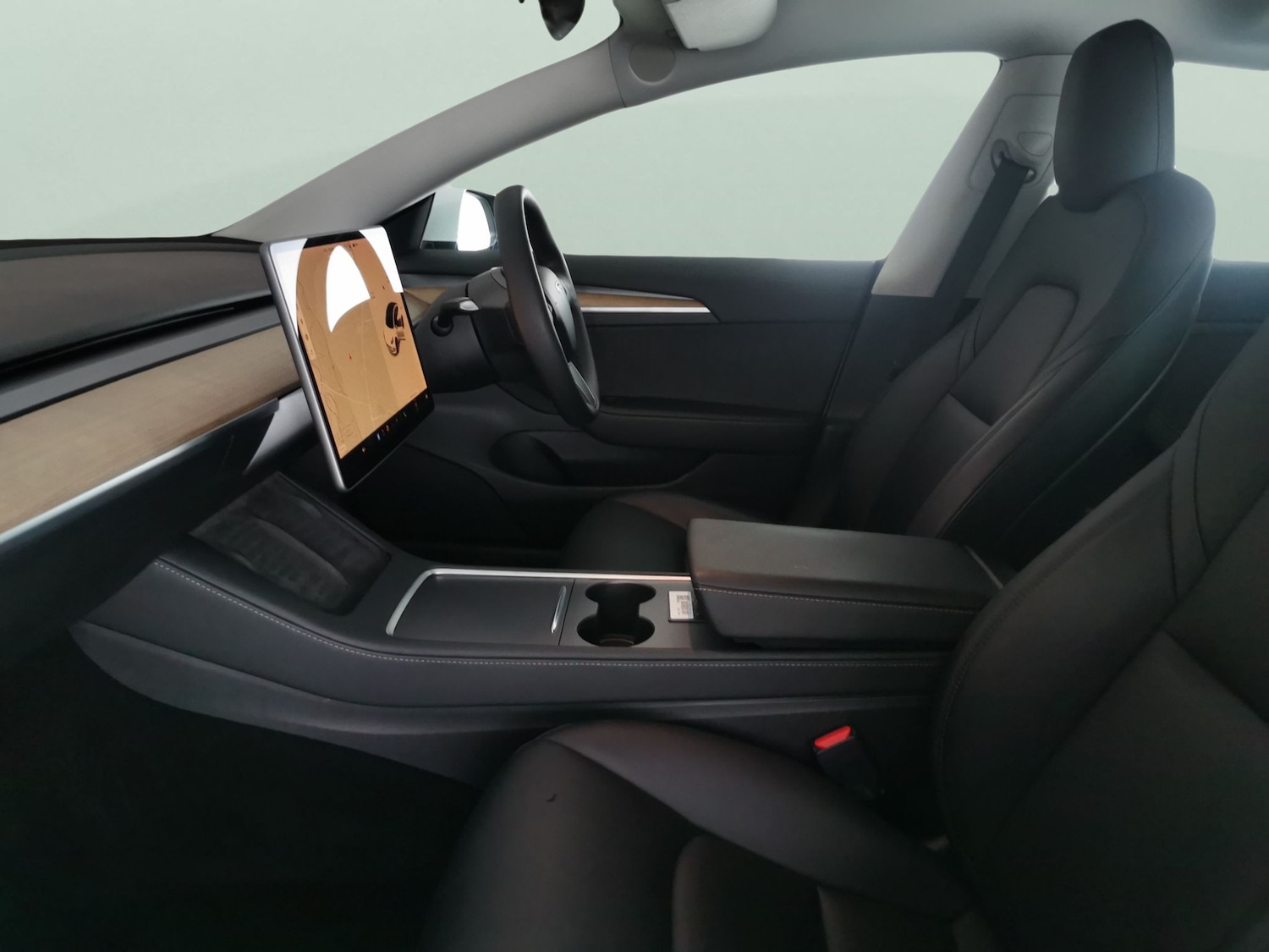 Used Tesla Model 3 2021 for sale - 76540370: Photo 4