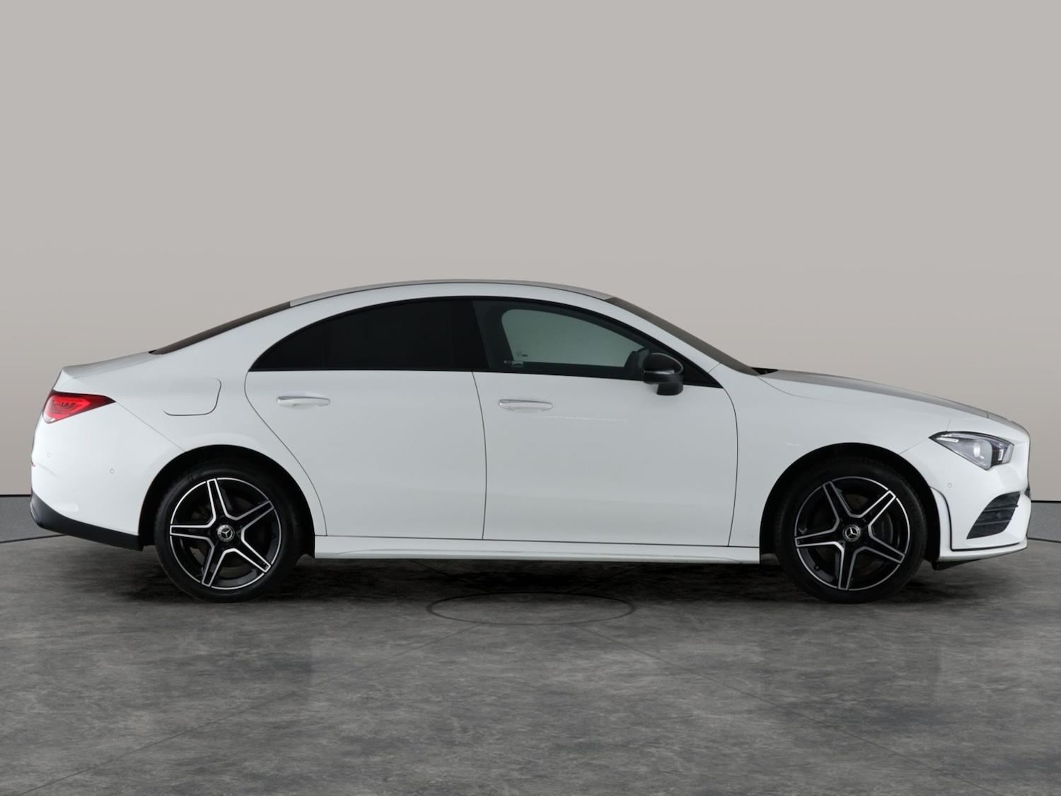 Used Mercedes-Benz CLA 2022 for sale - 76575611: Photo 9