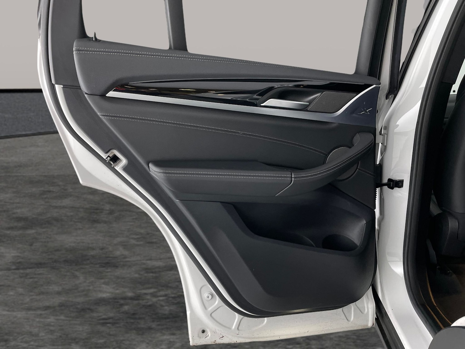 Used BMW iX3 for sale - 77003068: Photo 40