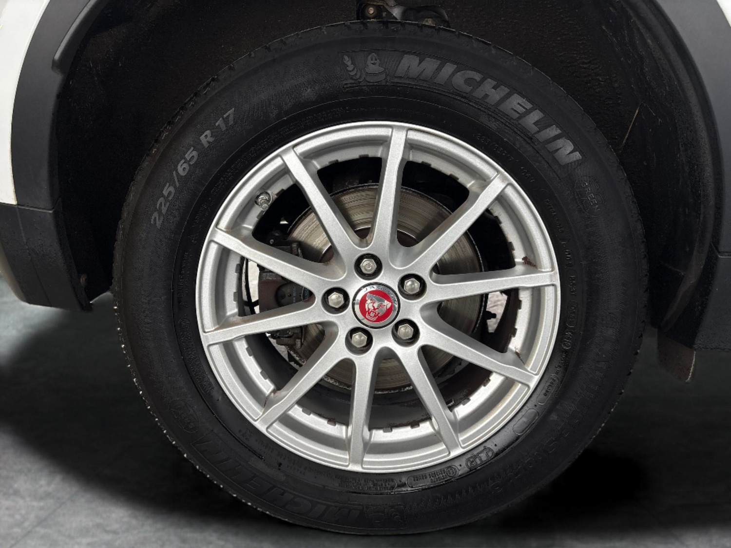 Used Jaguar E-Pace 2019 for sale - 76515179: Photo 24