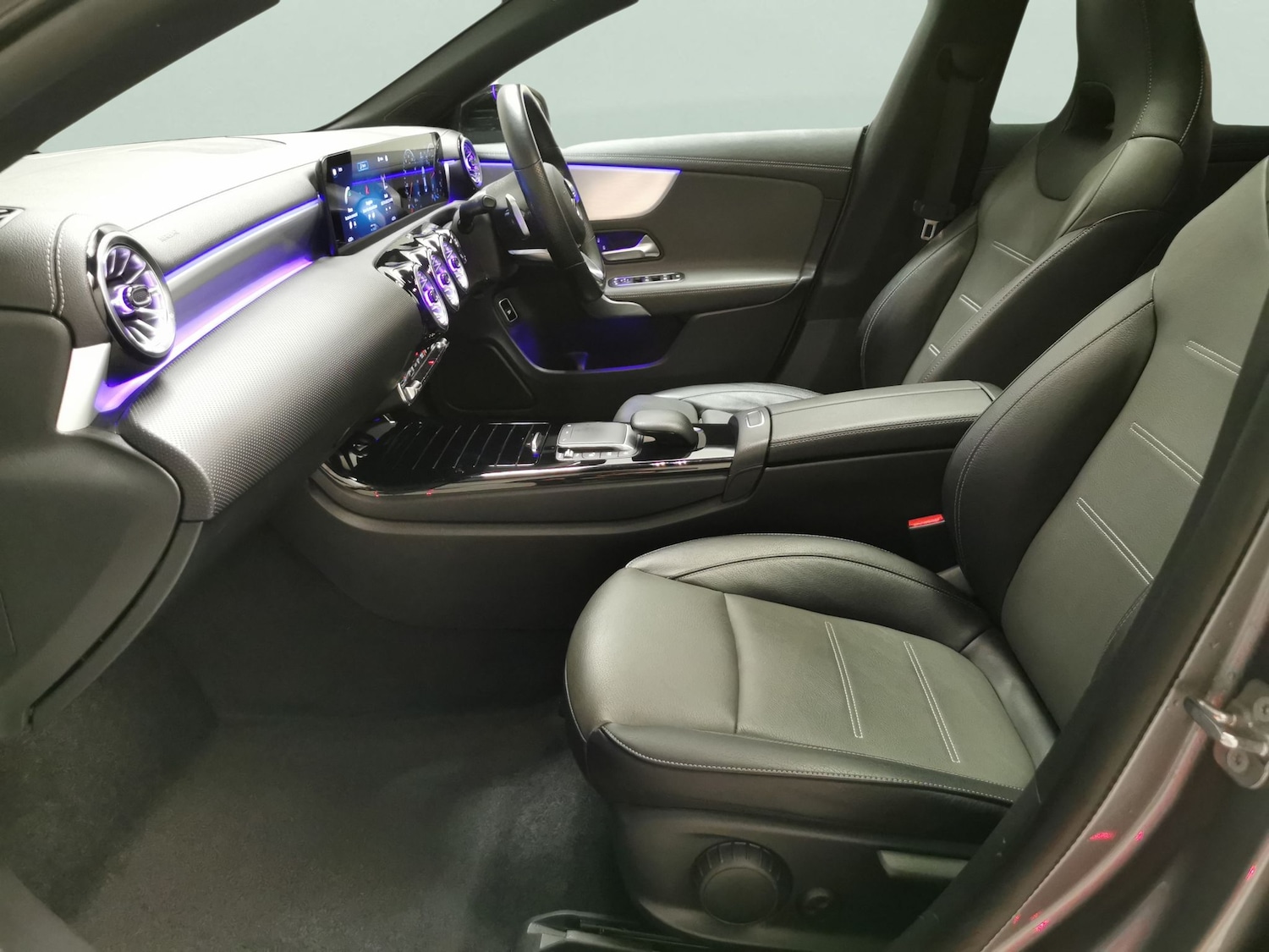 Used Mercedes-Benz CLA 2022 for sale - 76668559: Photo 4