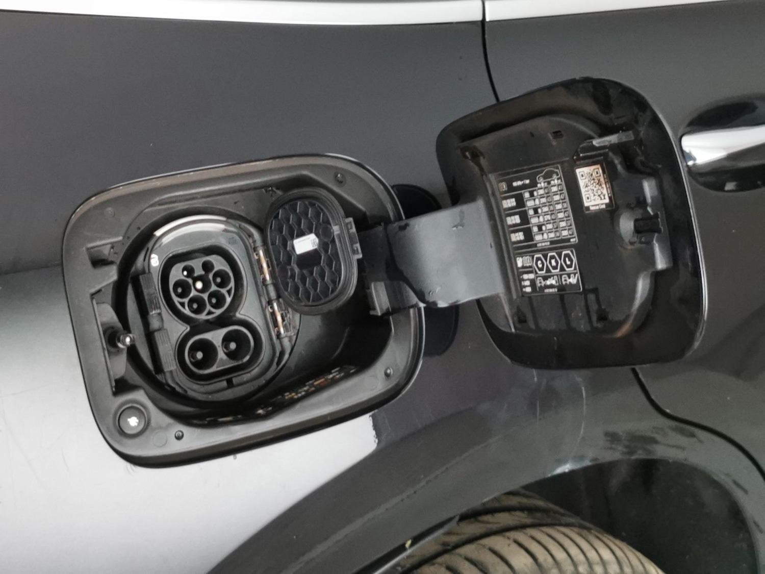 Used Mercedes-Benz EQC 2021 for sale - 77241195: Photo 31