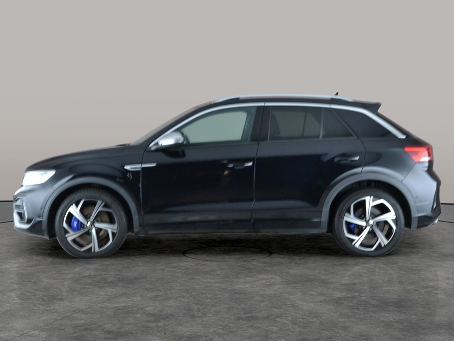 Used Volkswagen T-Roc for sale - 77490481: Photo 13