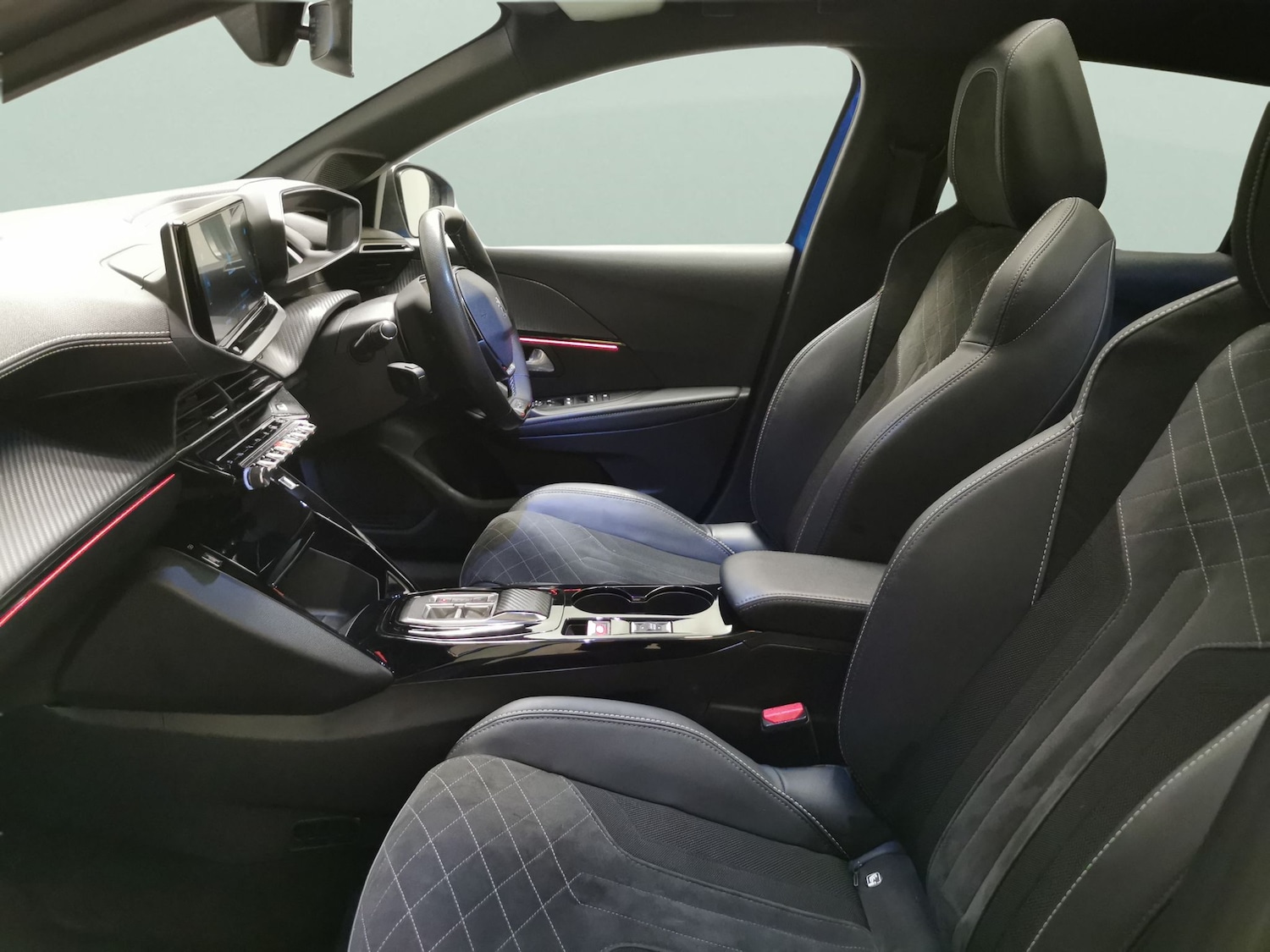 Used Peugeot 208 2022 for sale - 77005759: Photo 4