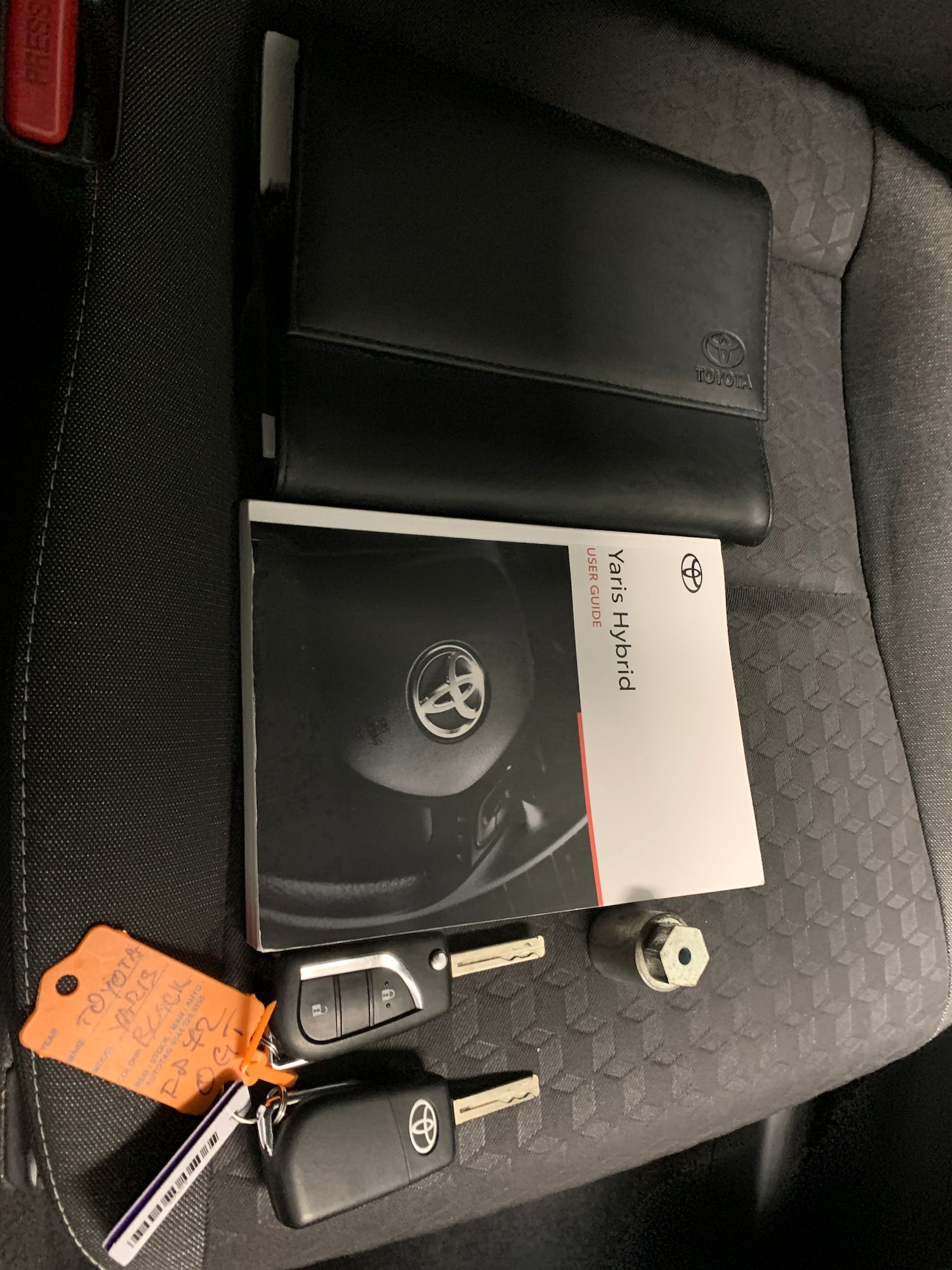 Used Toyota Yaris 2022 for sale - 77079364: Photo 30