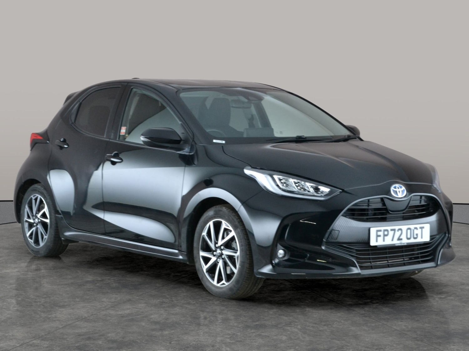 Used Toyota Yaris 2022 for sale - 77079364: Photo 9