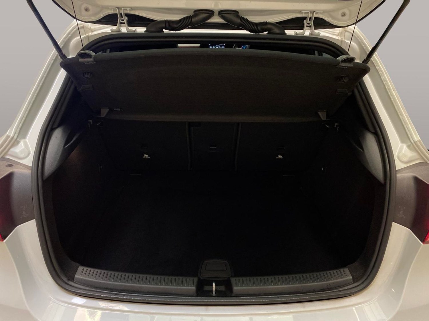 Used Mercedes-Benz A-Class 2020 for sale - 78163638: Photo 31