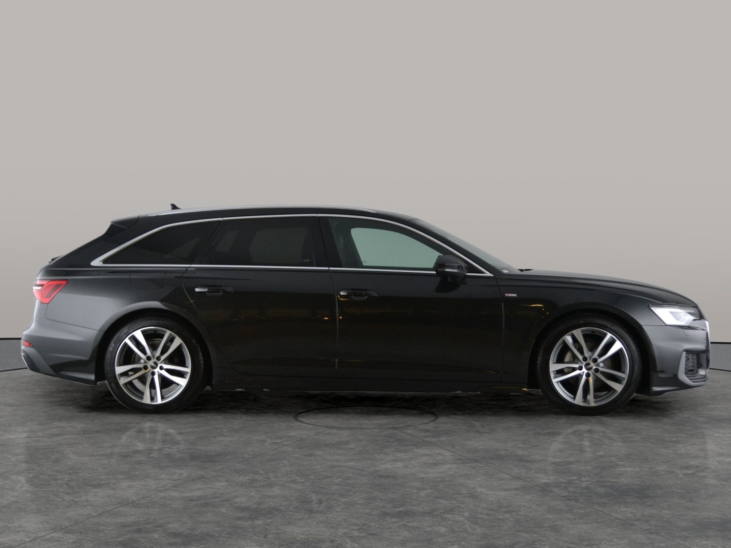 Used Audi A6 Avant 2021 for sale - 77418159: Photo 12