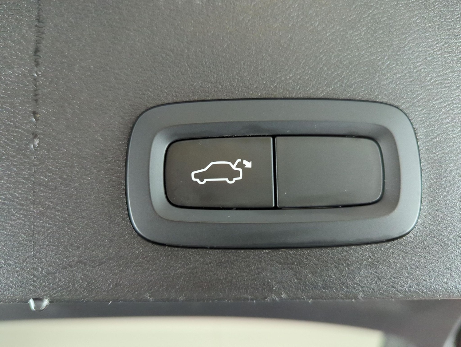 Used Volvo XC40 2024 for sale - 77896632: Photo 14