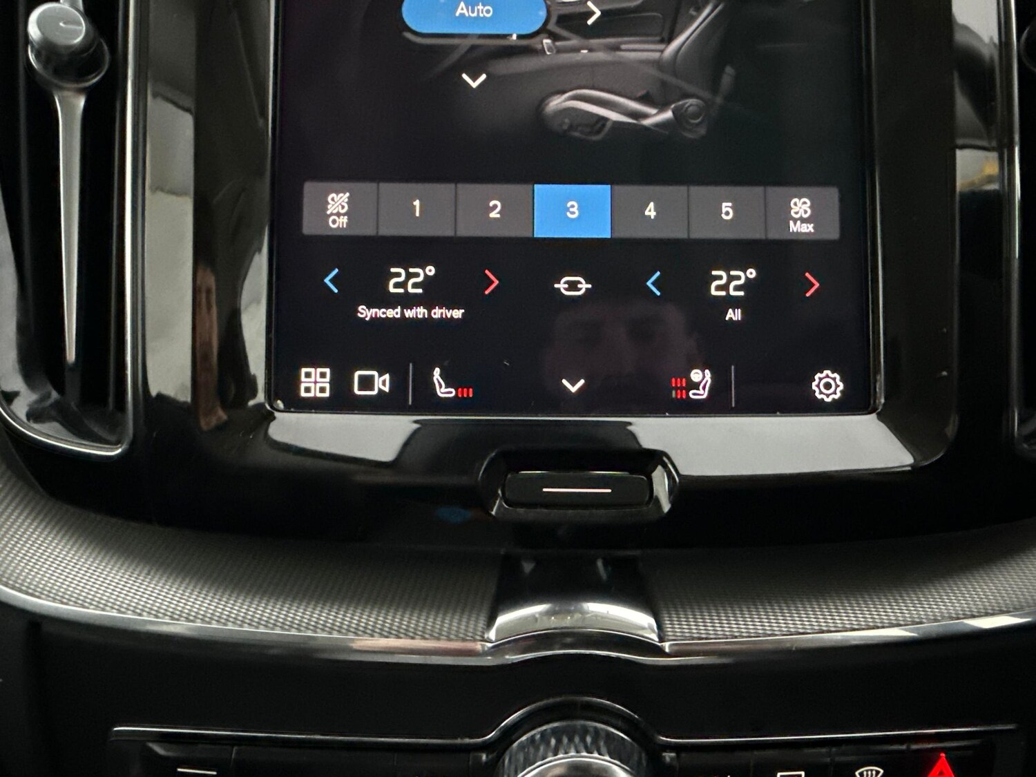 Used Volvo XC60 2024 for sale - 78075089: Photo 25