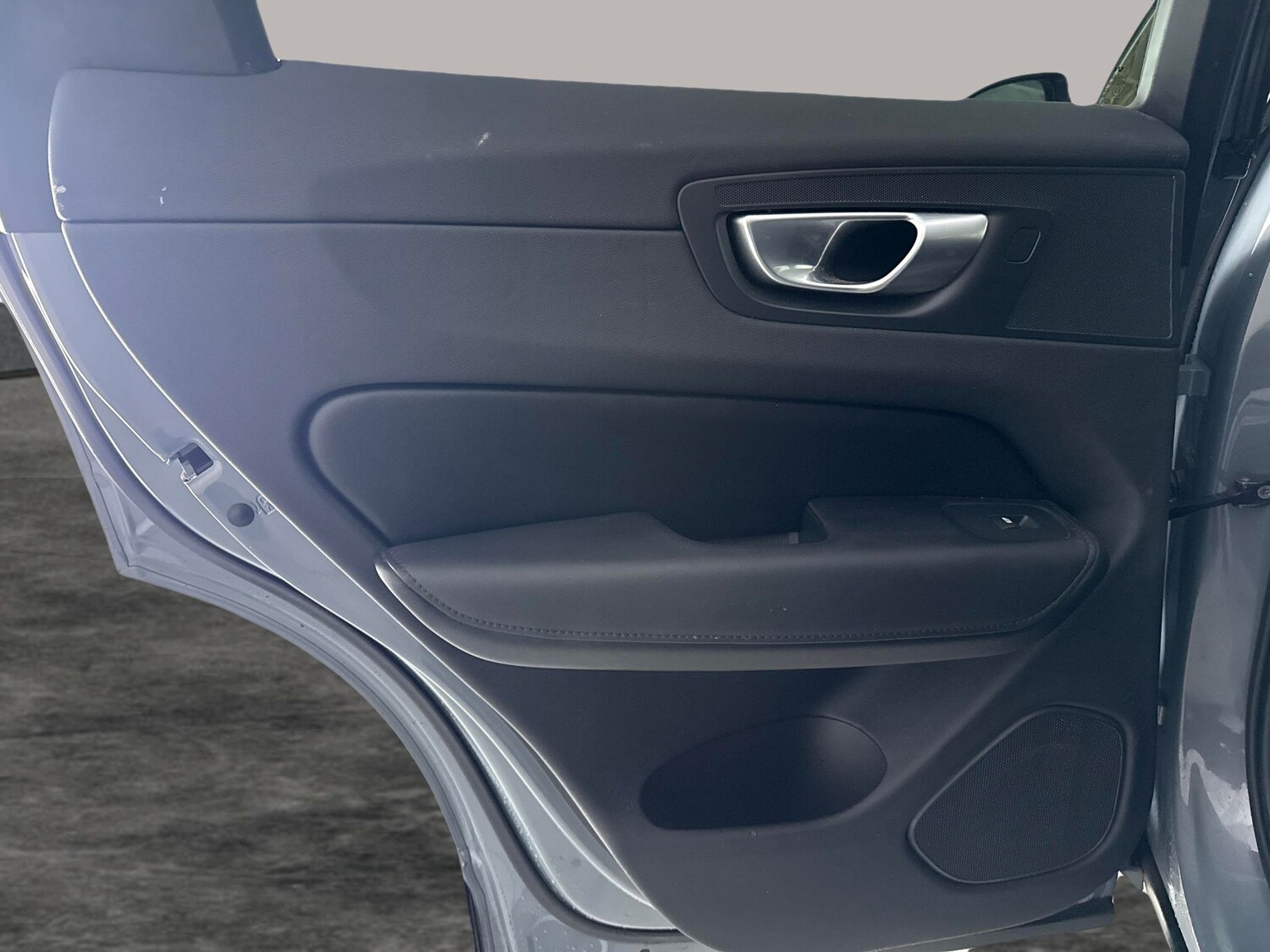 Used Volvo XC60 2024 for sale - 78075089: Photo 32