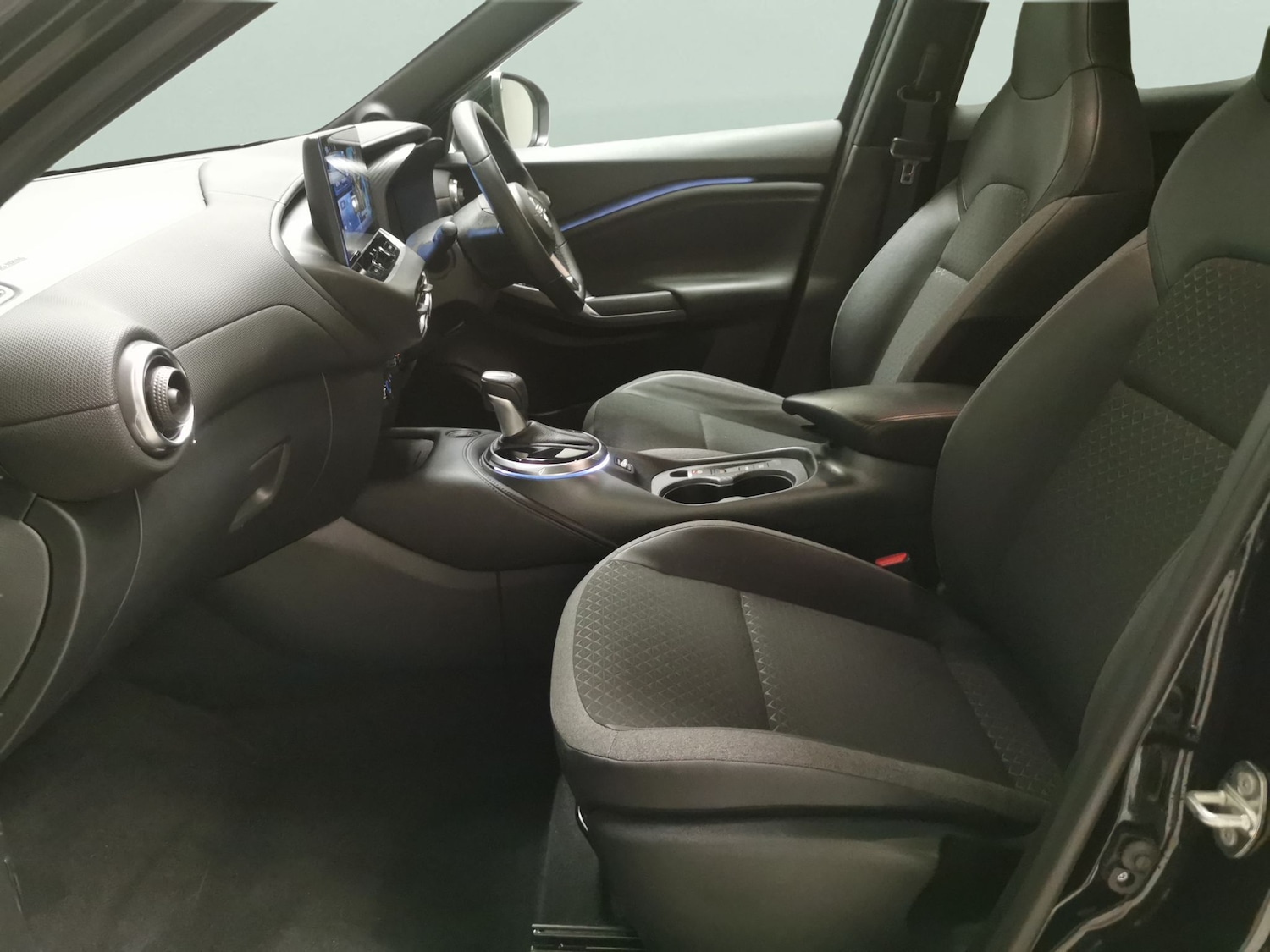 Used Nissan Juke 2024 for sale - 77241192: Photo 4