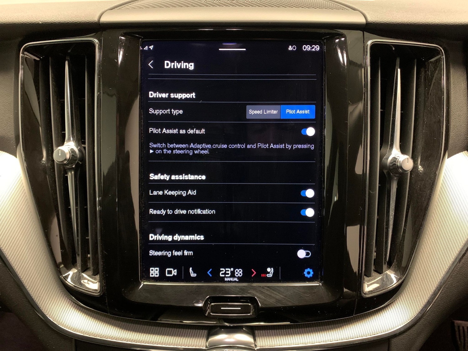 Used Volvo XC60 2022 for sale - 77047970: Photo 21