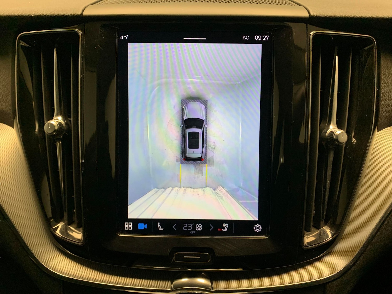 Used Volvo XC60 2022 for sale - 77047970: Photo 6