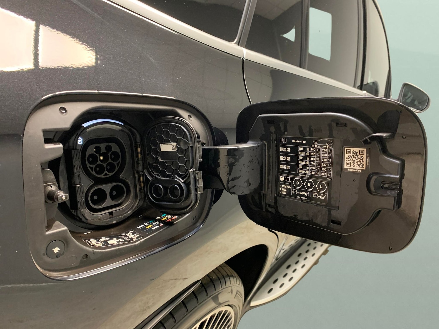 Used Mercedes-Benz EQC 2022 for sale - 76707048: Photo 30