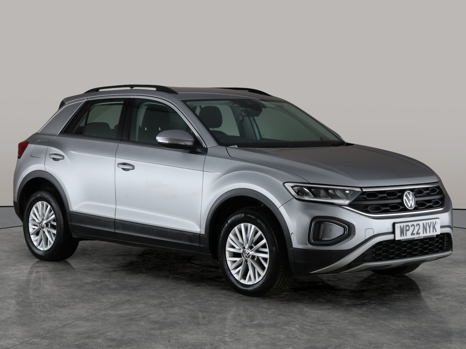 Used Volkswagen T-Roc 2022 for sale - 76636361: Photo 7