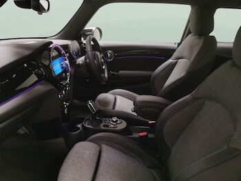 Used MINI Hatch 2022 for sale - 77225518: Photo