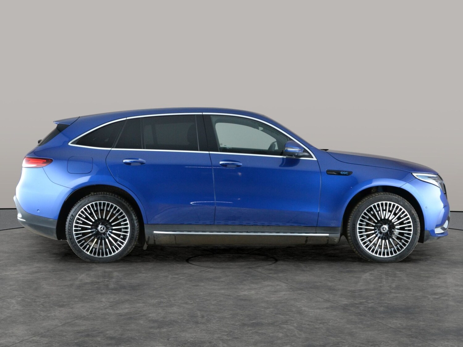 Used Mercedes-Benz EQC 2022 for sale - 77472240: Photo 11