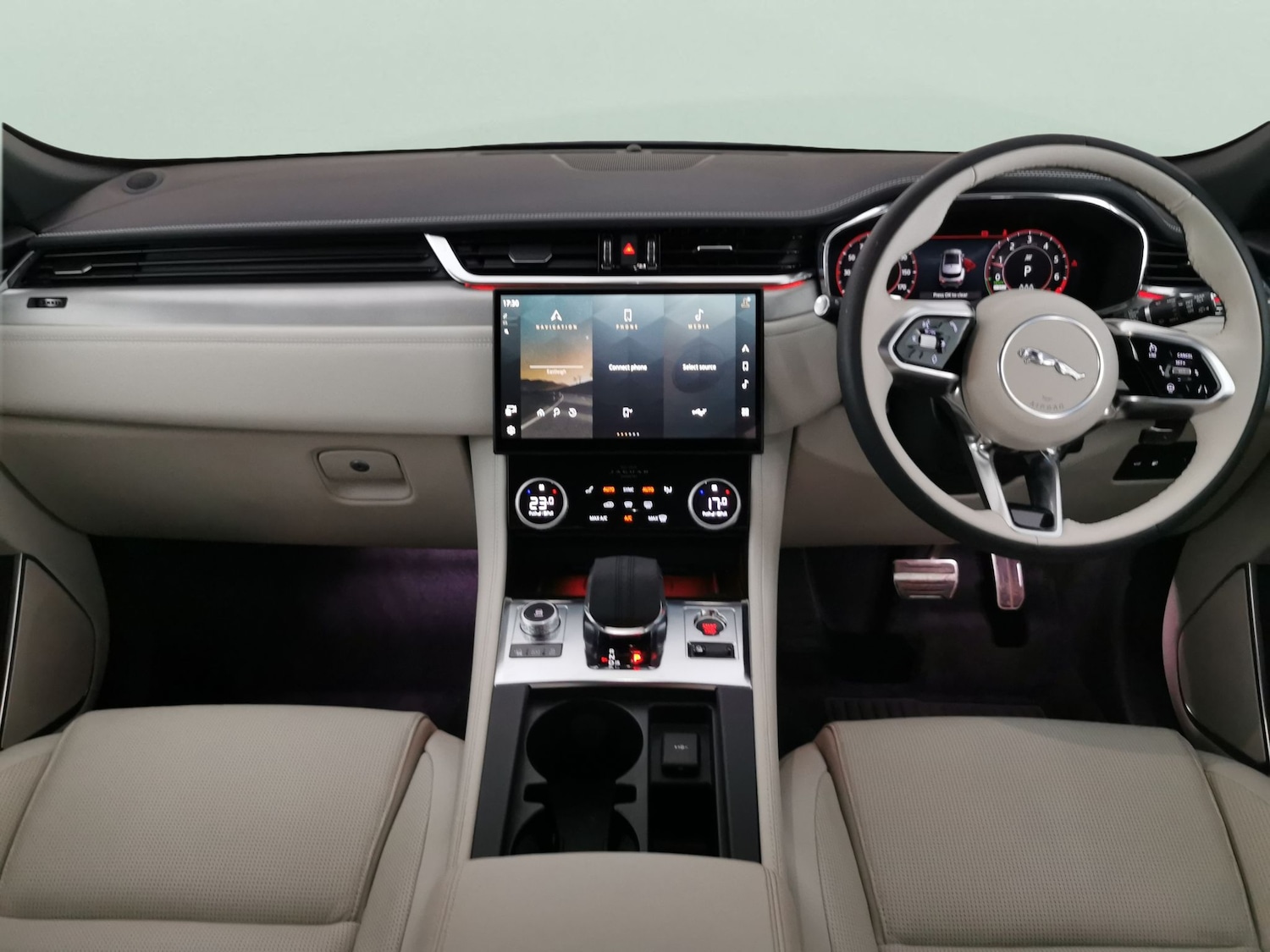 Used Jaguar F-Pace 2024 for sale - 78178161: Photo 8