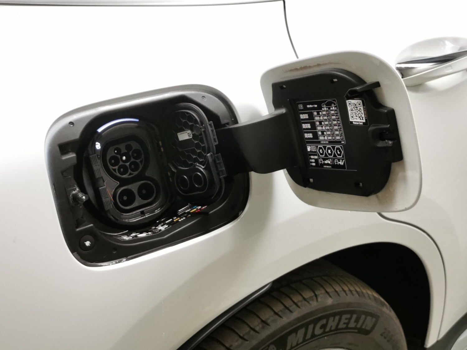 Used Mercedes-Benz EQC 2022 for sale - 77995451: Photo 29