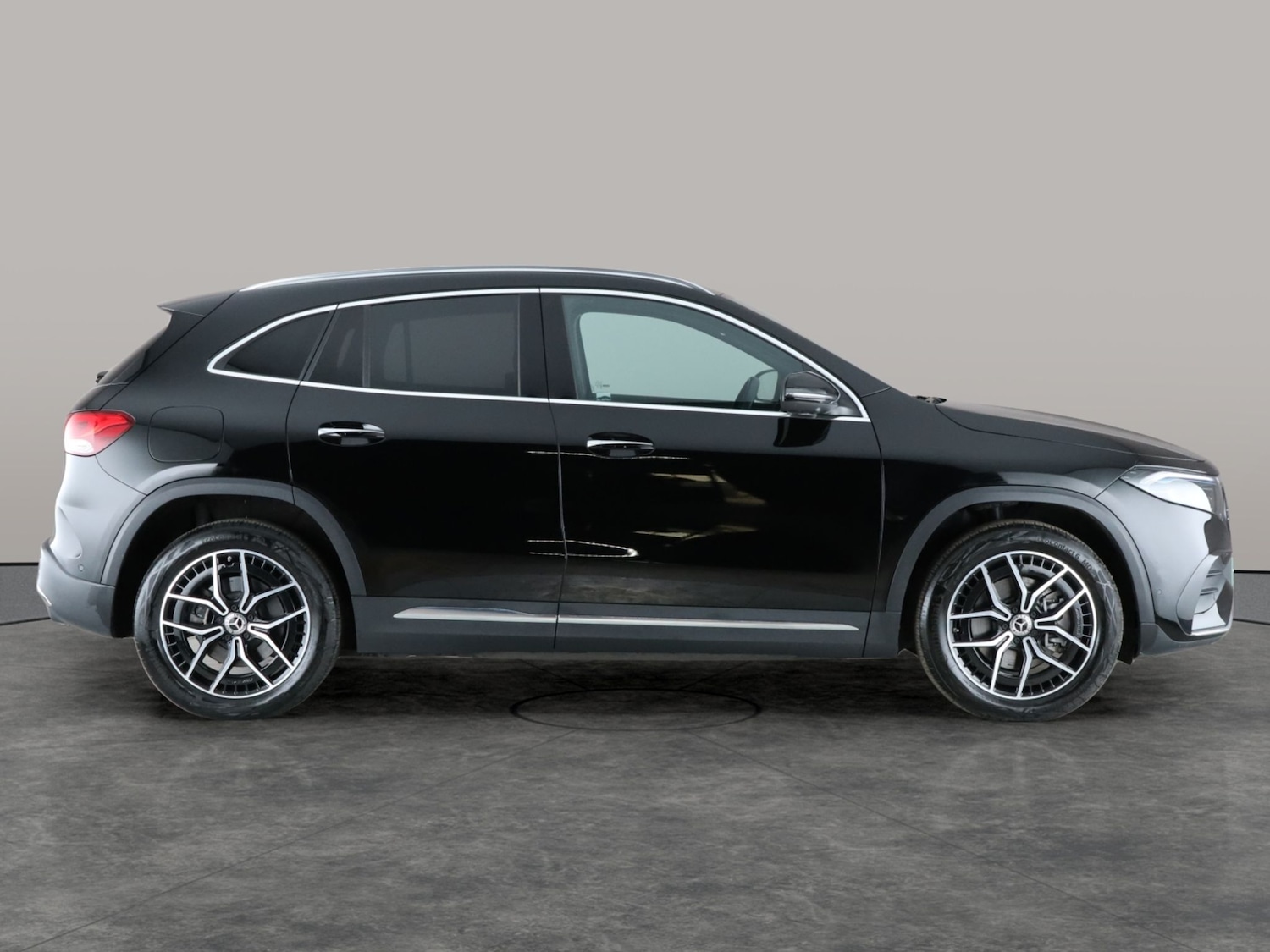 Used Mercedes-Benz EQA 2023 for sale - 76575618: Photo 9