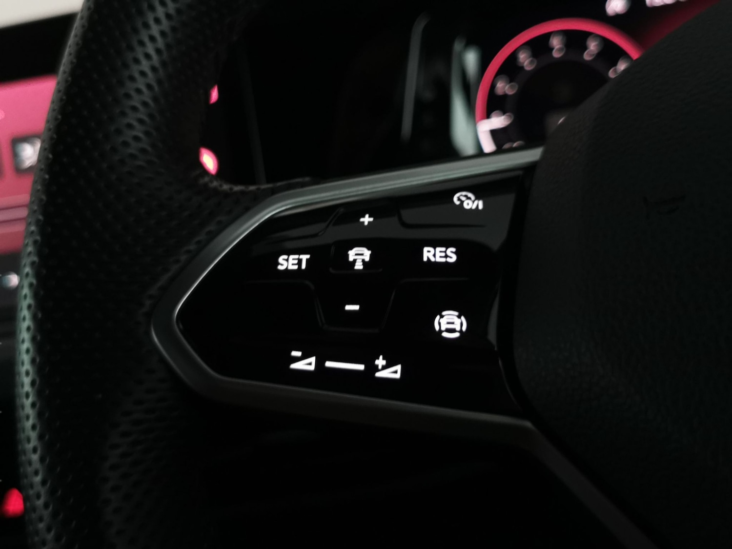 Used Volkswagen Golf 2023 for sale - 77619604: Photo 19