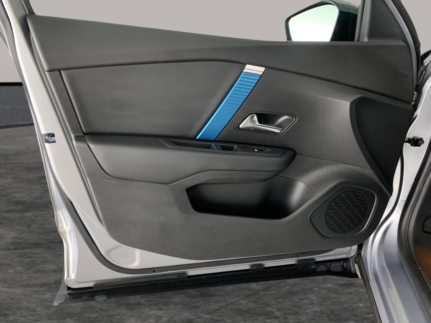 Used Citroen e-C4 2022 for sale - 76704135: Photo 26