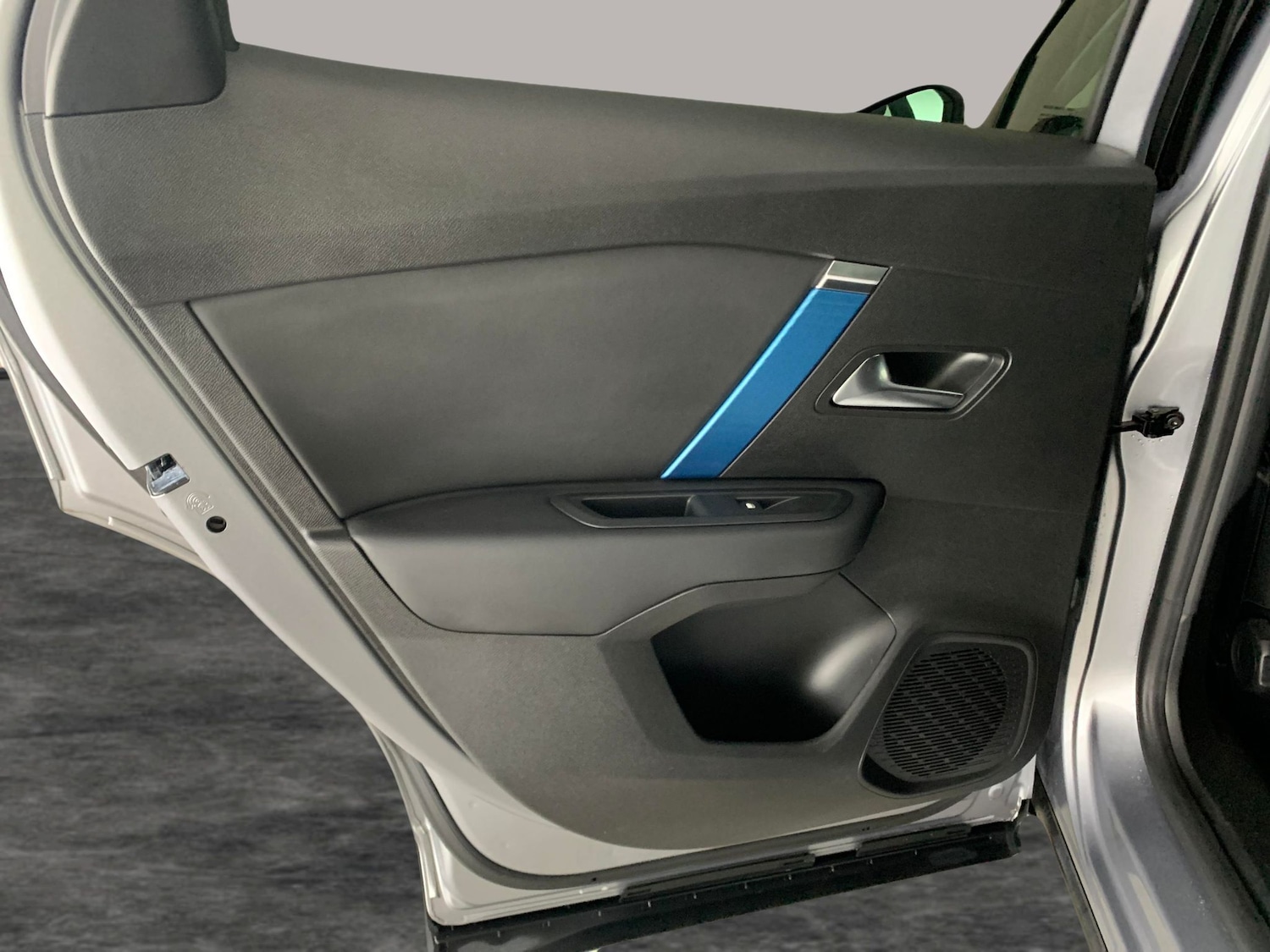 Used Citroen e-C4 2022 for sale - 76704135: Photo 27