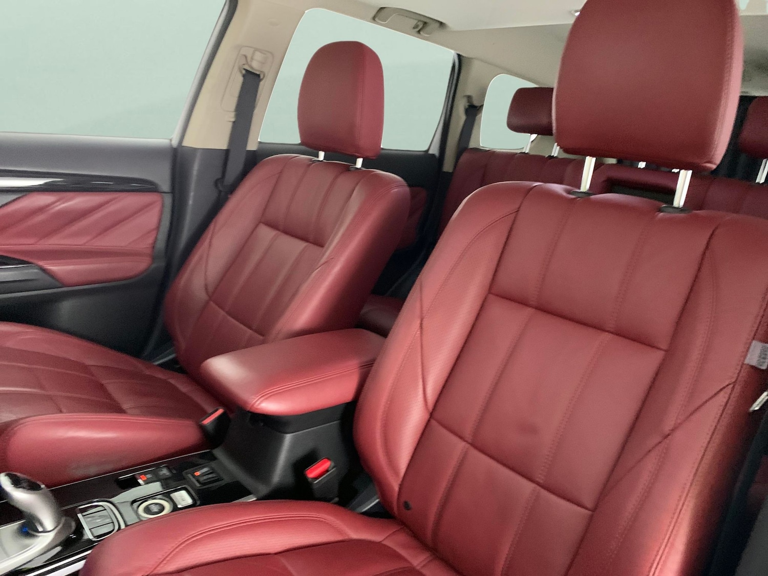 Used Mitsubishi Outlander 2017 for sale - 76640855: Photo 7