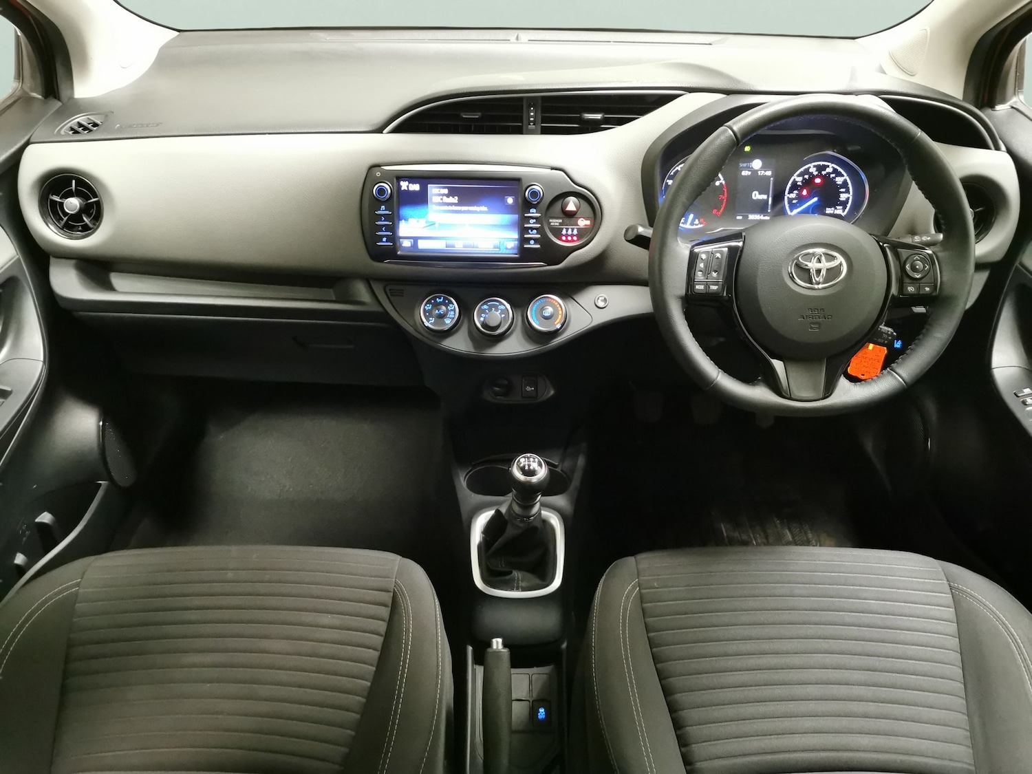 Used Toyota Yaris 2018 for sale - 76595442: Photo 7