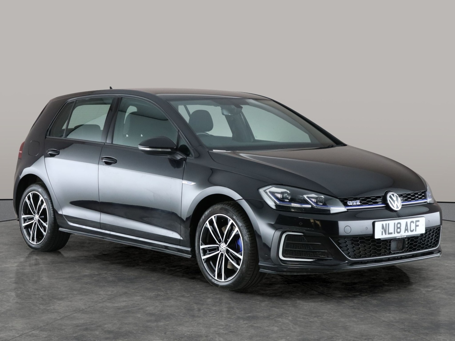 Used Volkswagen Golf for sale - 76736259: Photo 6