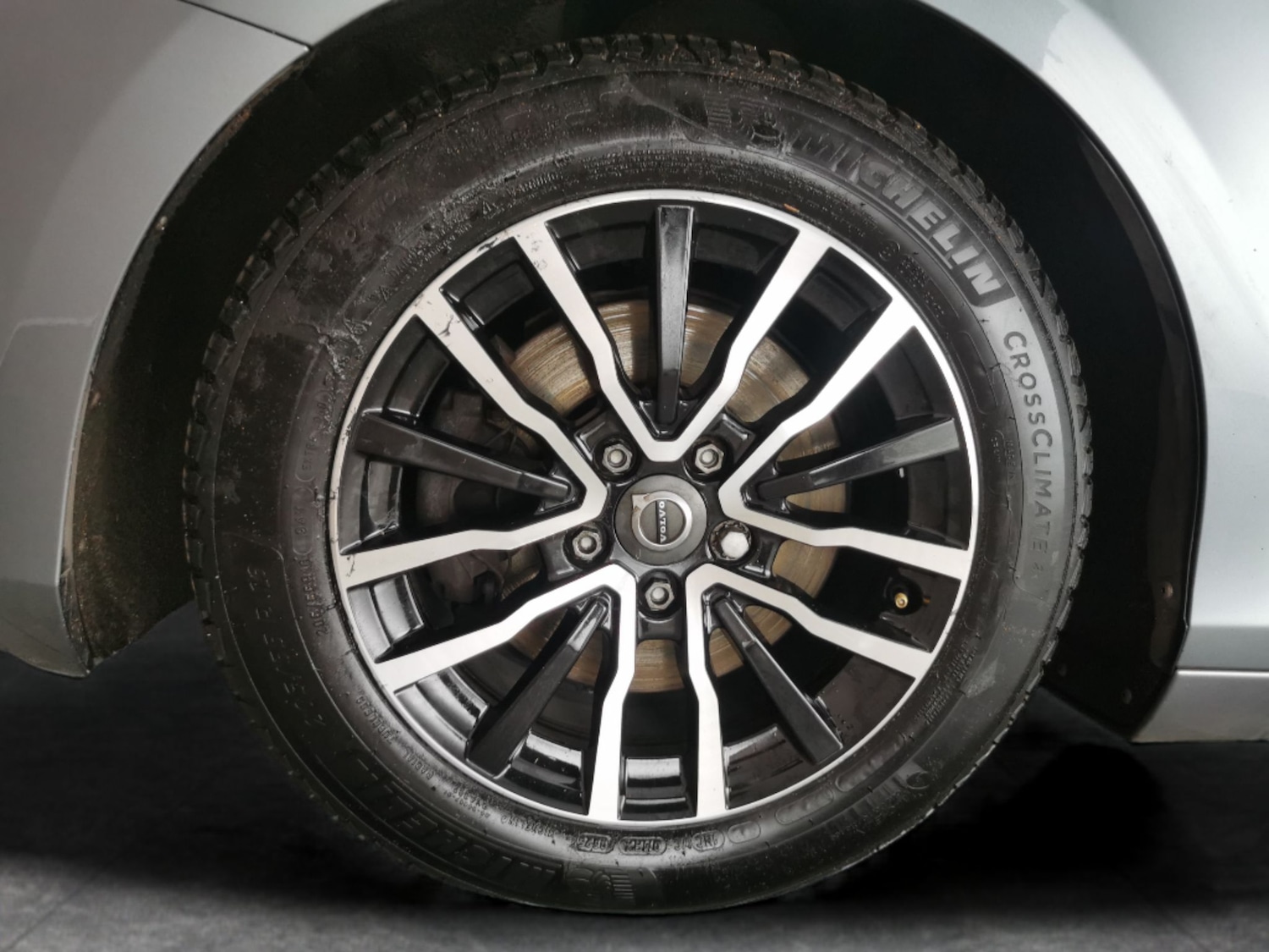 Used Volvo V40 2018 for sale - 76717794: Photo 15