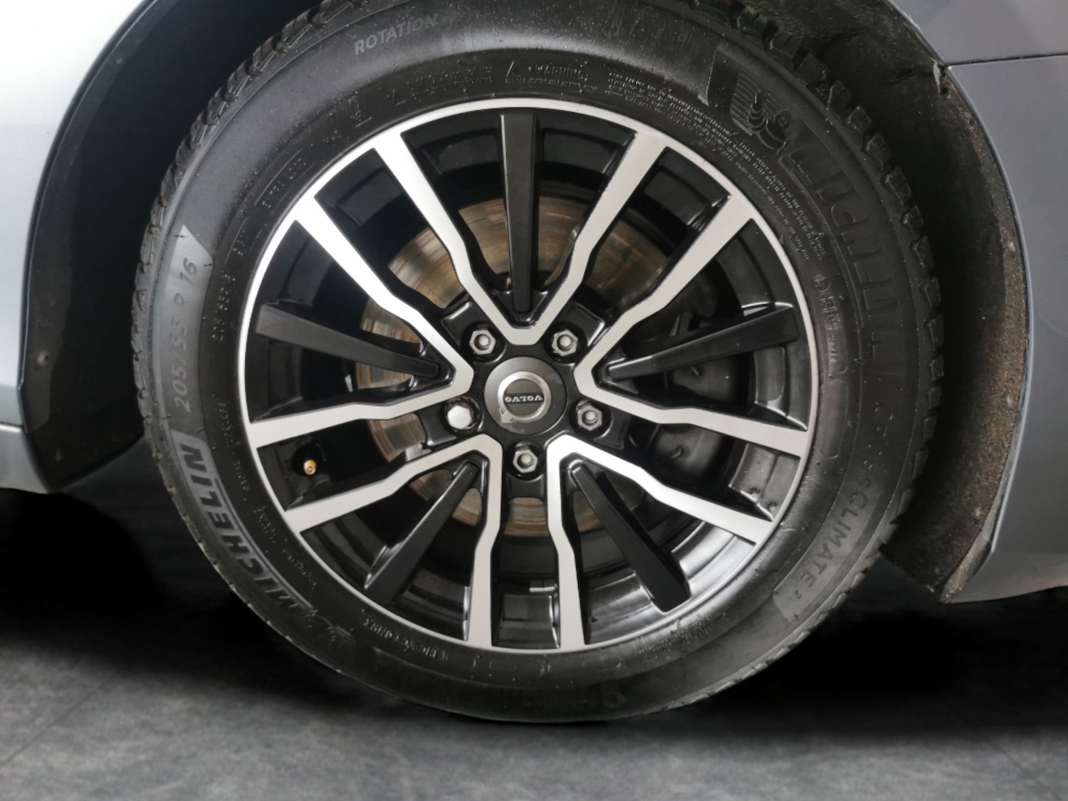 Used Volvo V40 2018 for sale - 76717794: Photo 17