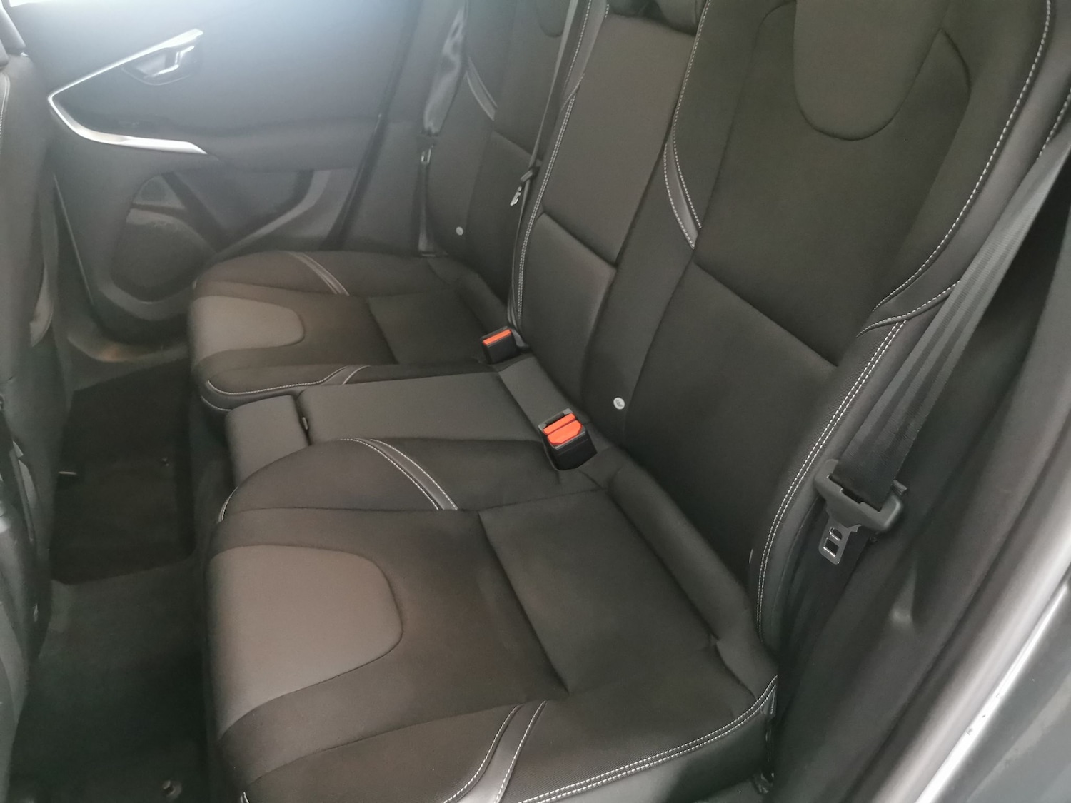 Used Volvo V40 2018 for sale - 76717794: Photo 18