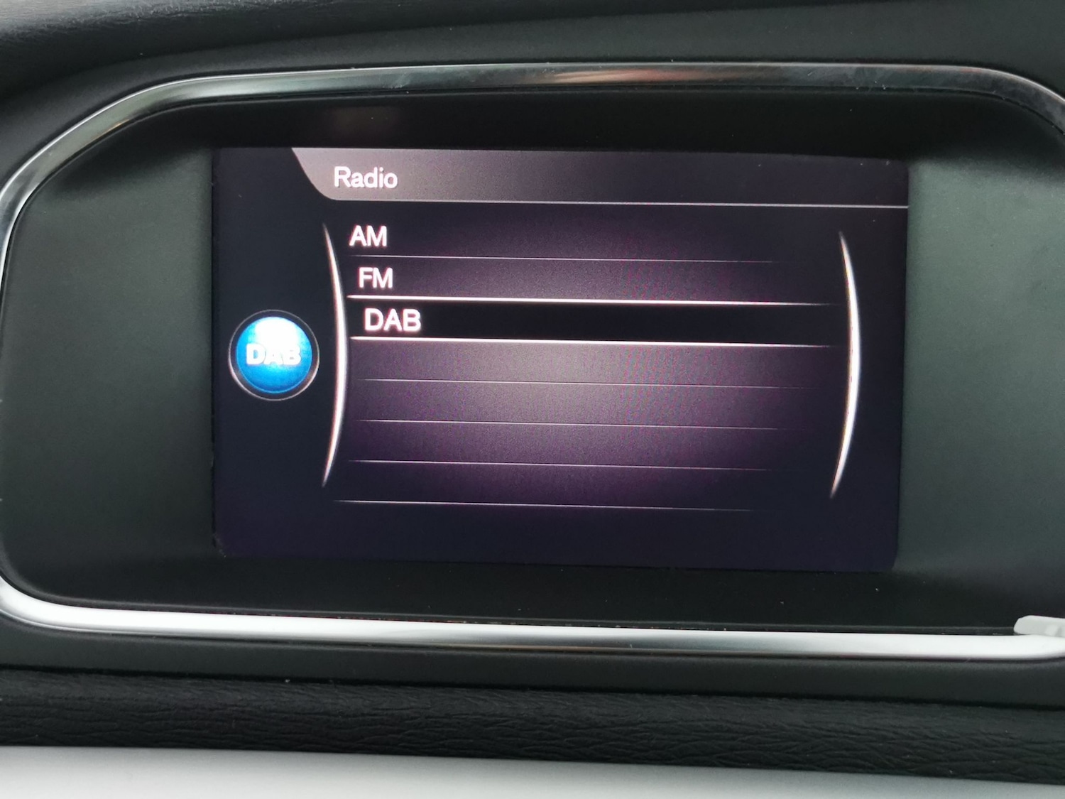 Used Volvo V40 2018 for sale - 76717794: Photo 6