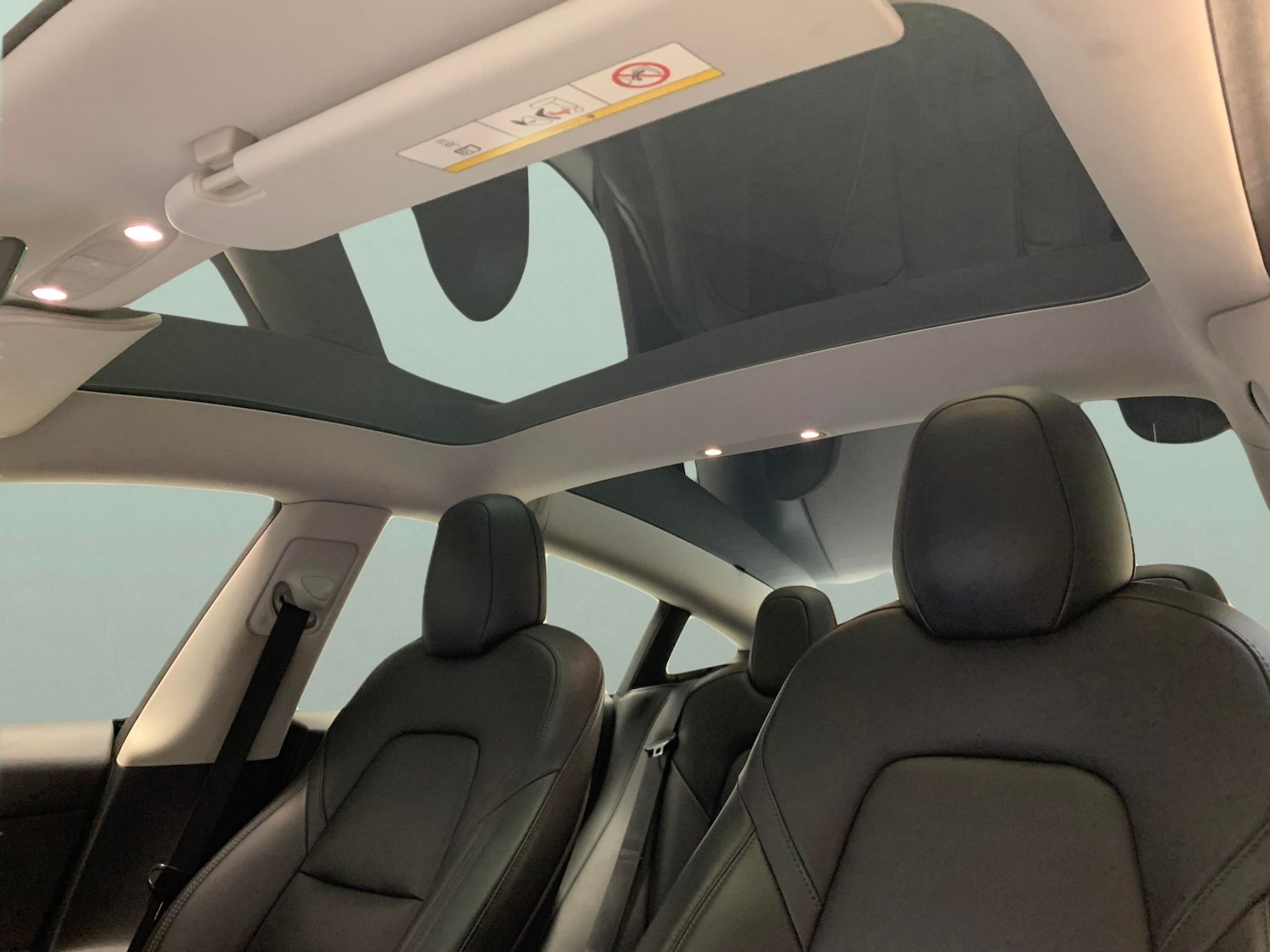 Used Tesla Model 3 2021 for sale - 76696800: Photo 5