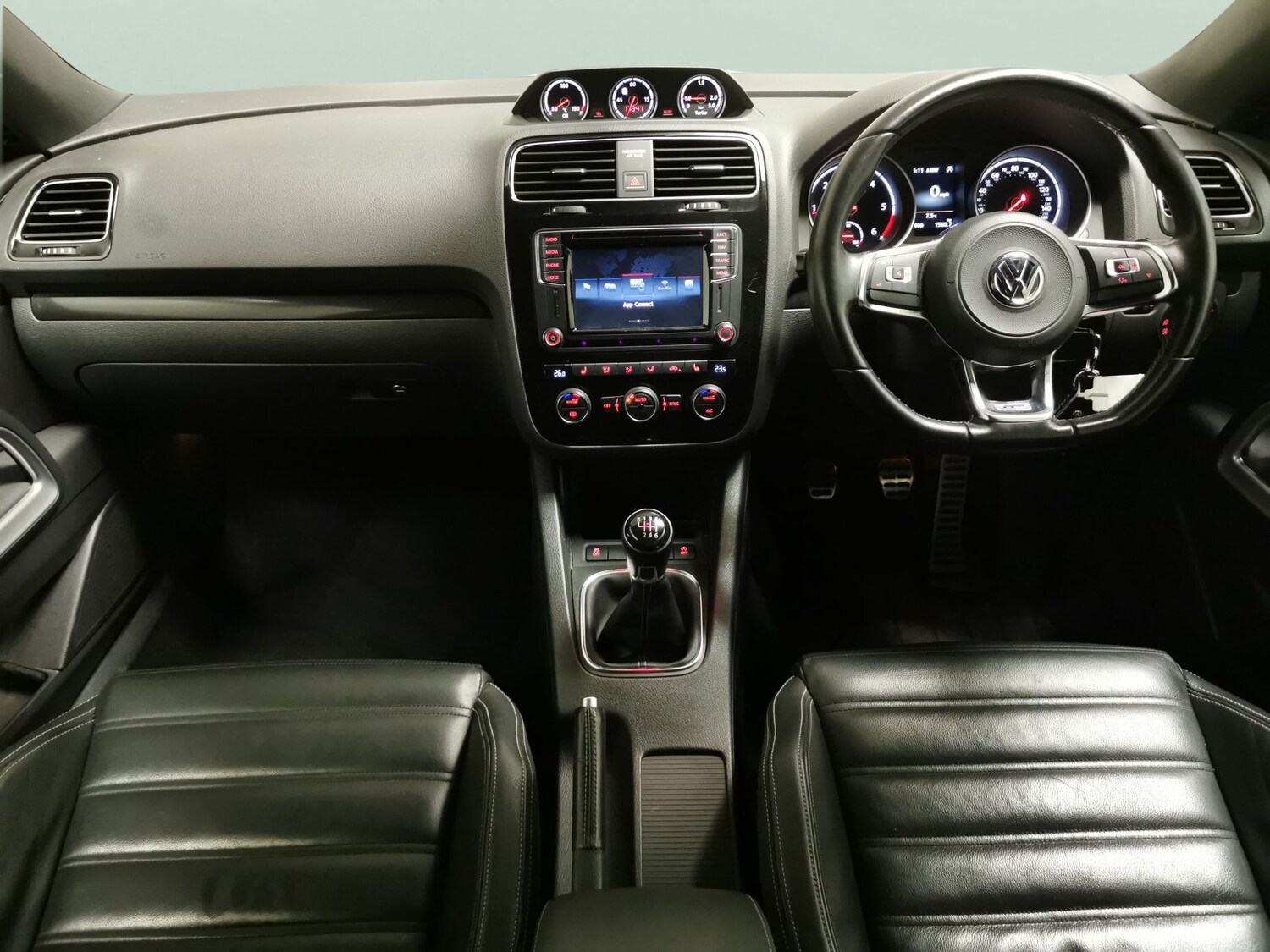 Used Volkswagen Scirocco 2016 for sale - 78095627: Photo 8