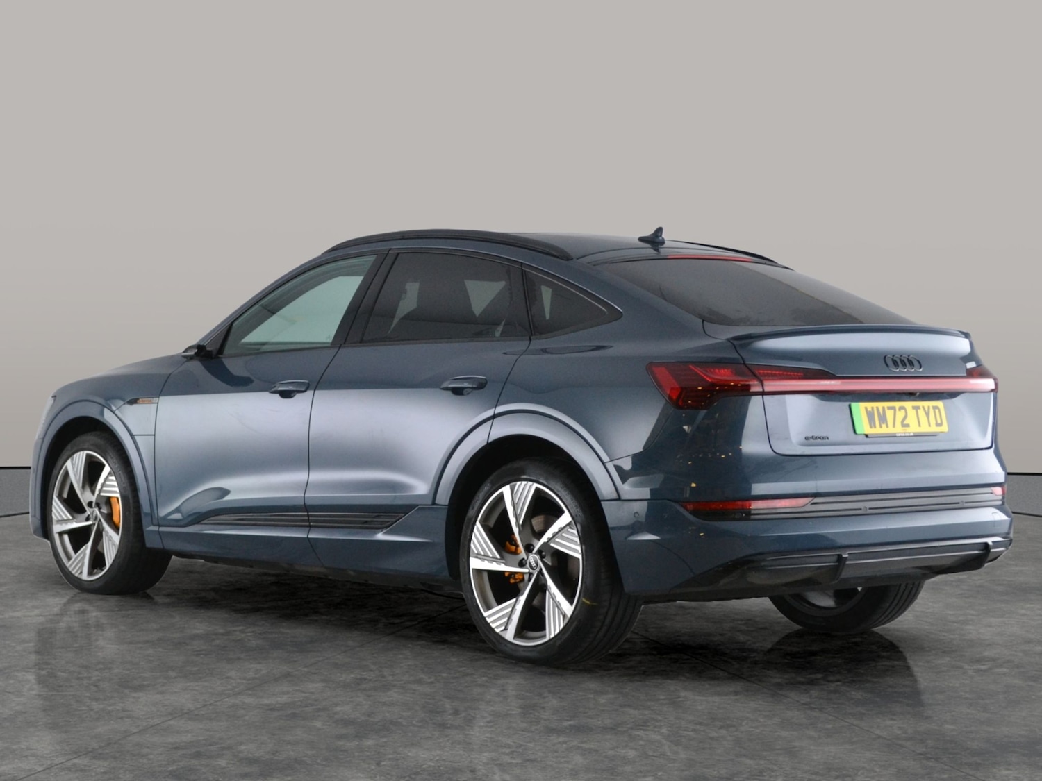 Used Audi e-tron 2023 for sale - 77932375: Photo 11