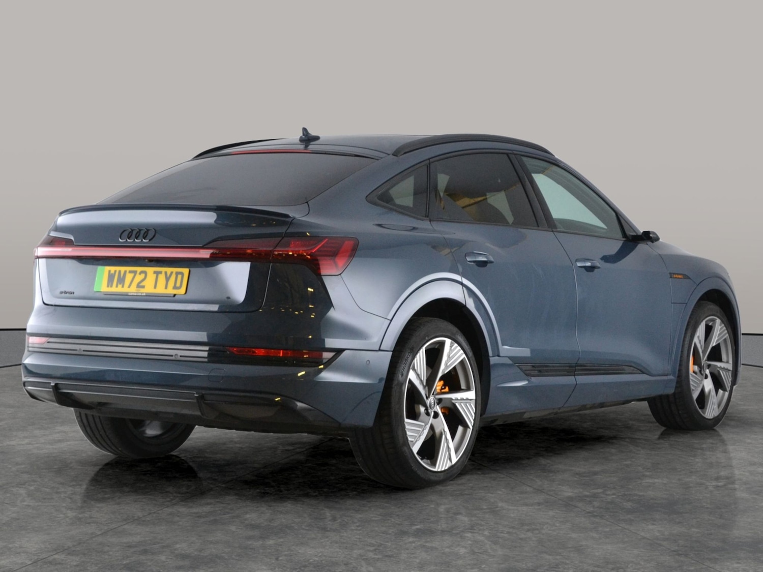 Used Audi e-tron 2023 for sale - 77932375: Photo 13