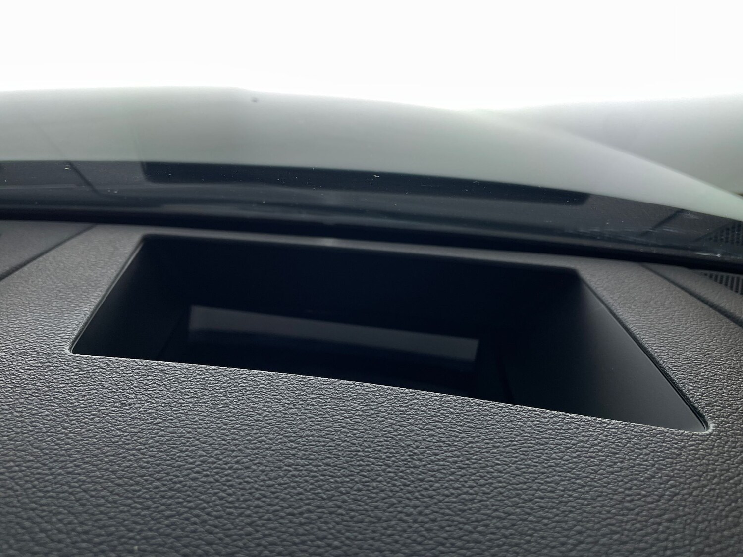 Used Audi e-tron 2023 for sale - 77932375: Photo 33