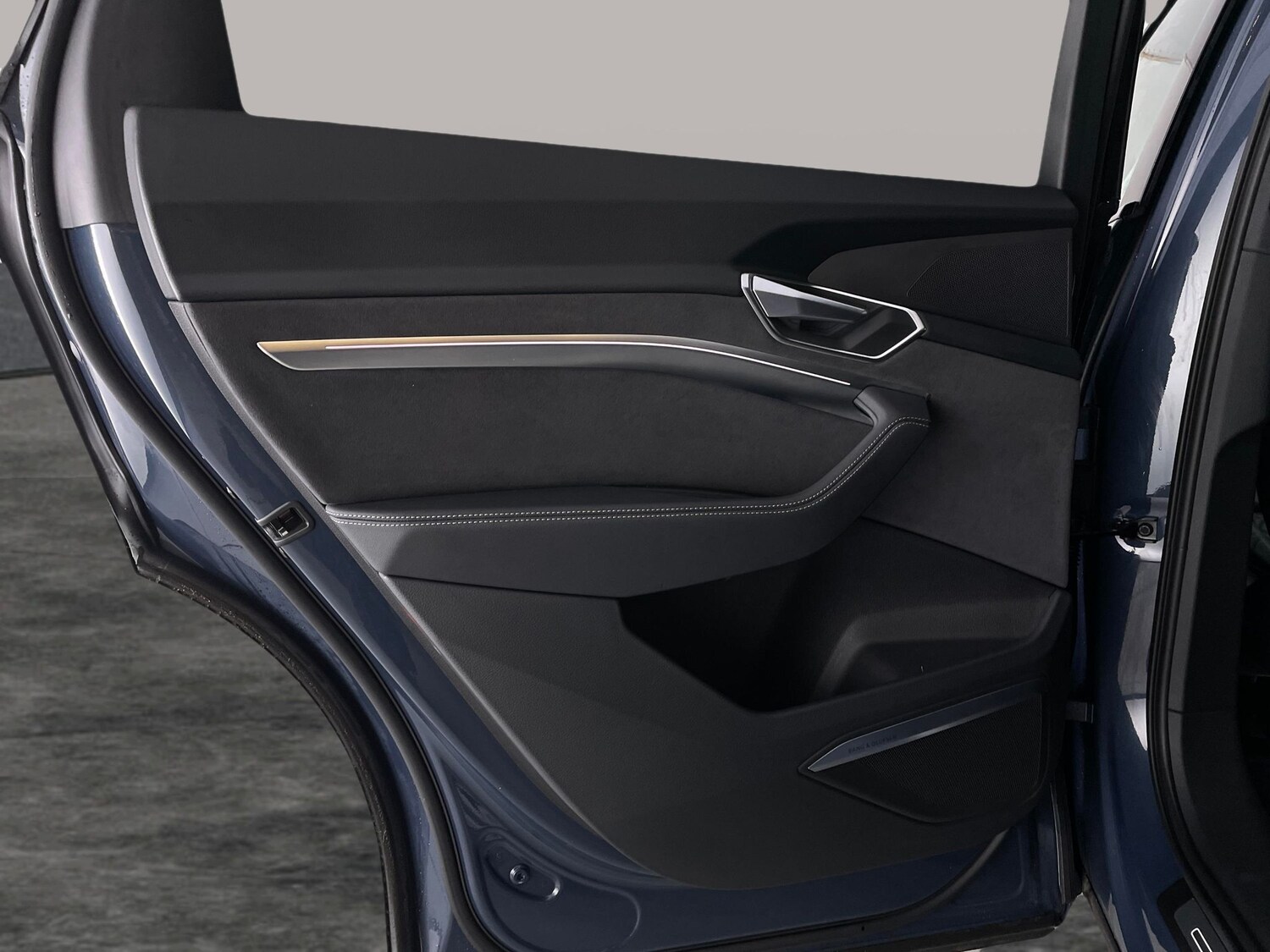 Used Audi e-tron 2023 for sale - 77932375: Photo 39