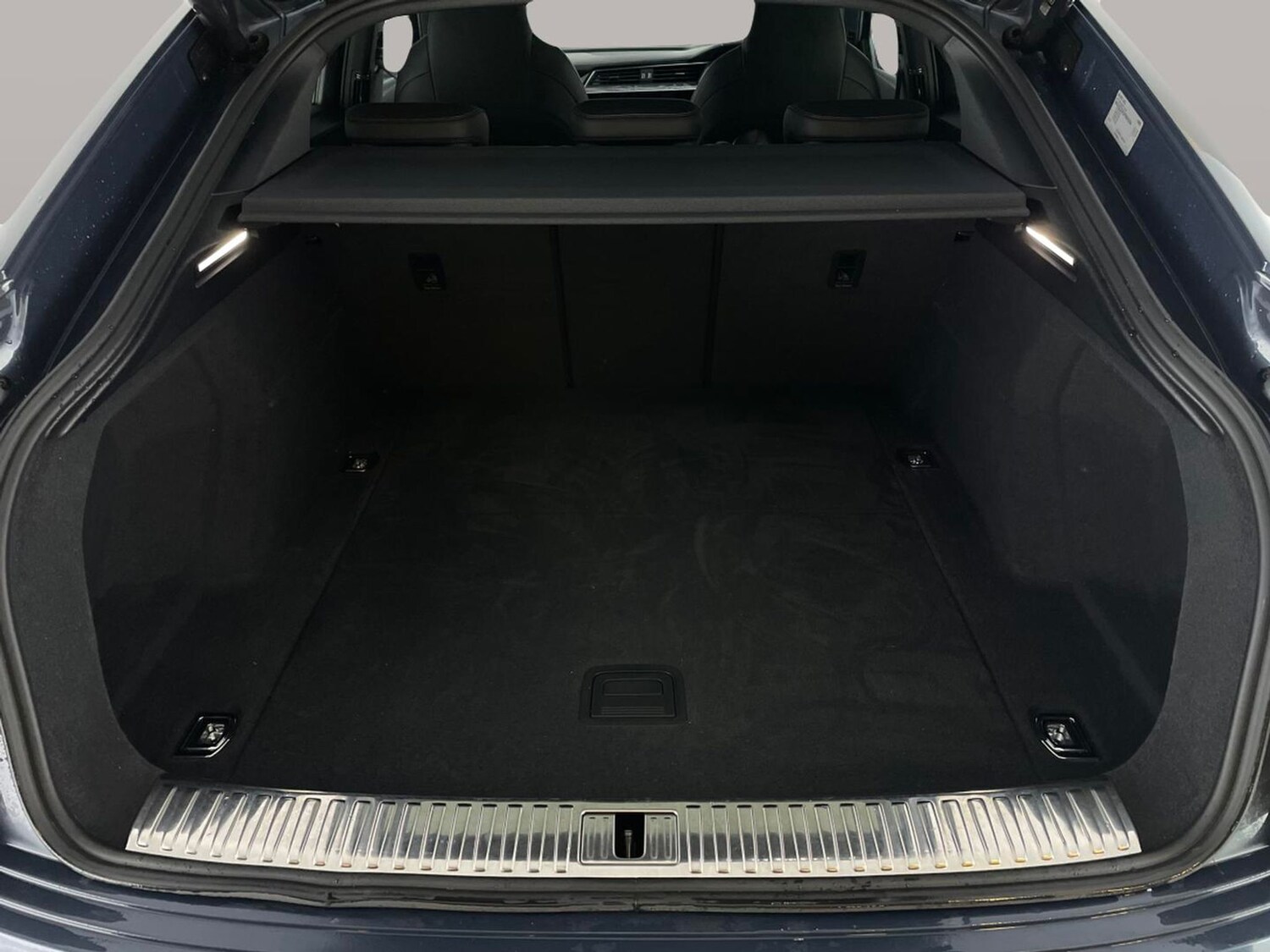 Used Audi e-tron 2023 for sale - 77932375: Photo 43