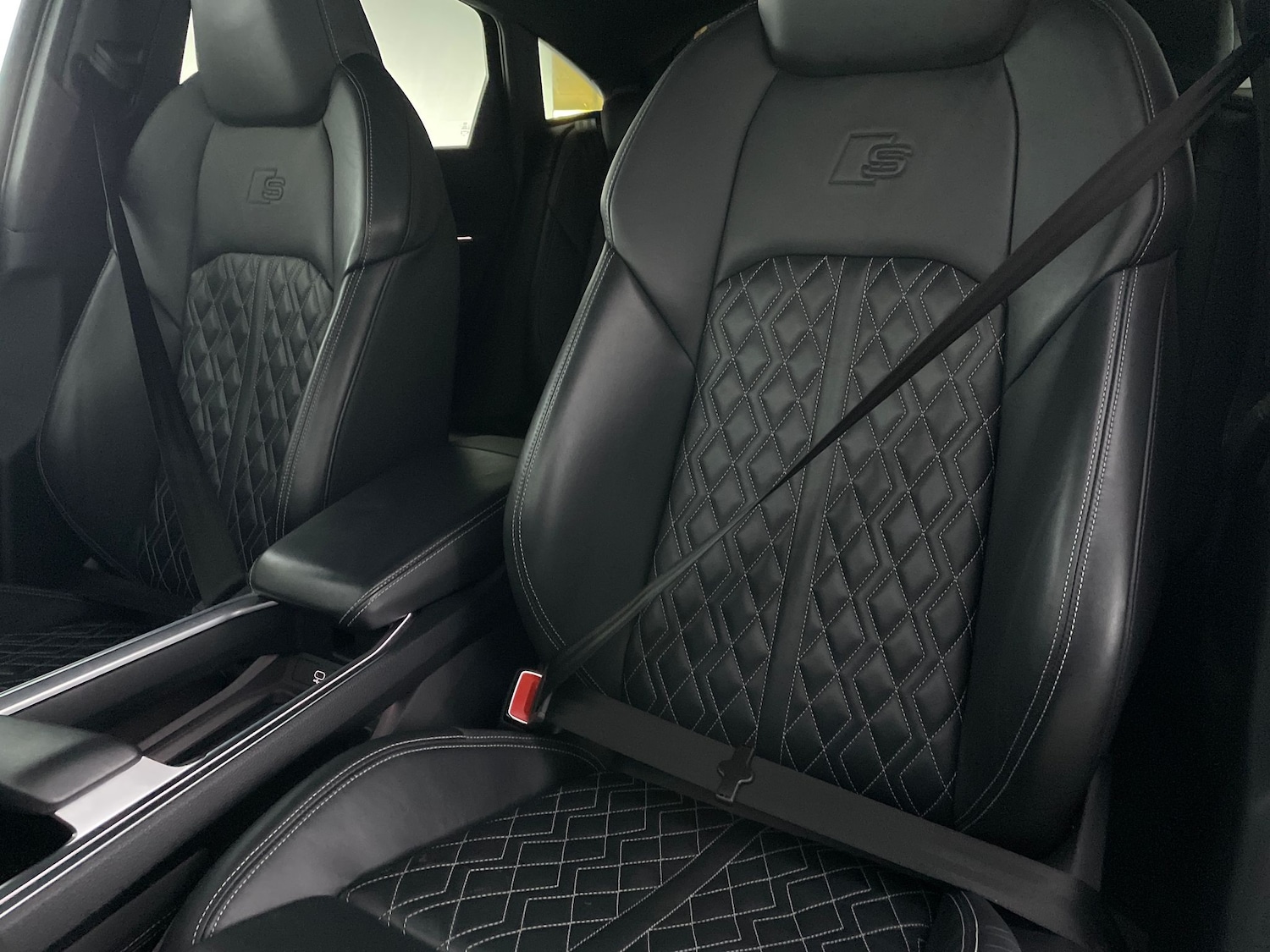 Used Audi e-tron 2023 for sale - 77932375: Photo 9