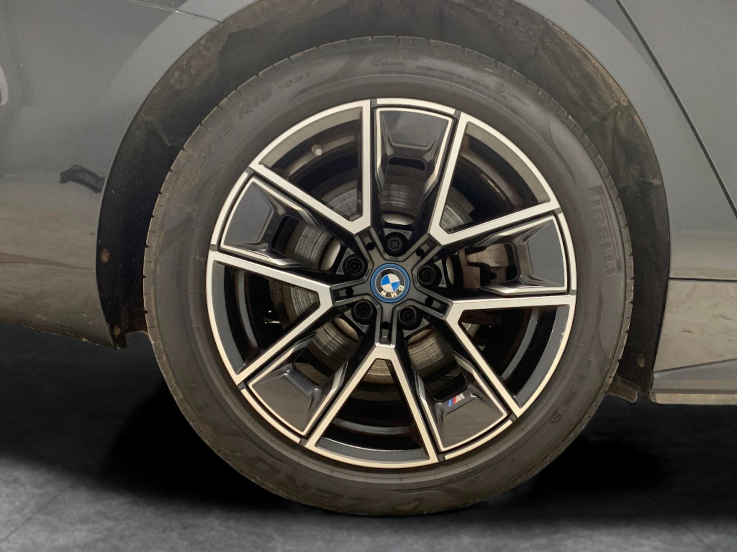 Used BMW i4 2022 for sale - 76403053: Photo 38