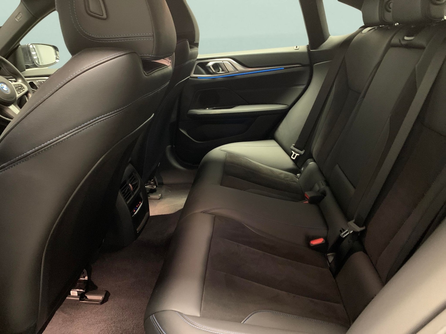 Used BMW i4 2022 for sale - 76403053: Photo 39