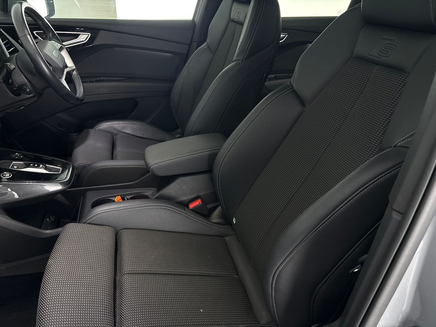 Used Audi Q4 e-tron 2021 for sale - 77460895: Photo 25