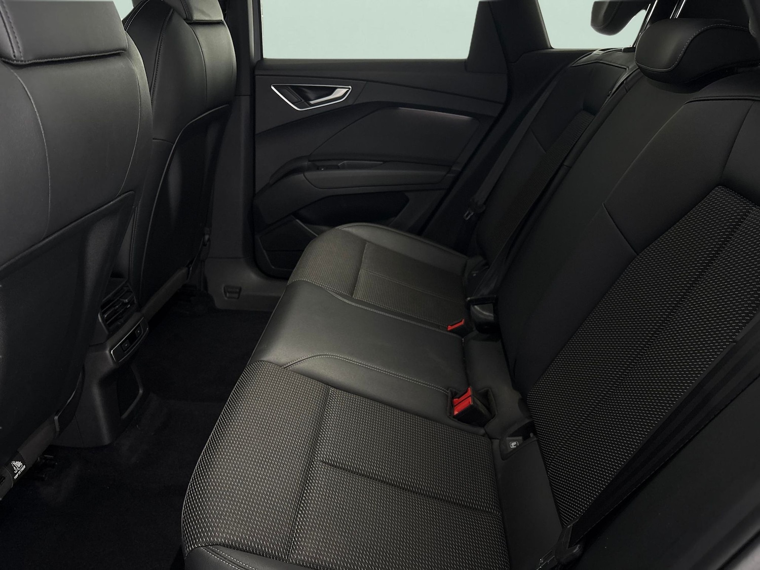 Used Audi Q4 e-tron 2021 for sale - 77460895: Photo 30